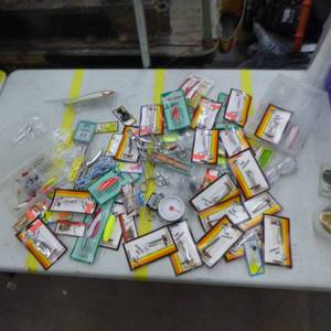 lot 277 image: Fishing Tackle (in original packaging)  with Spoons, Crank Baits