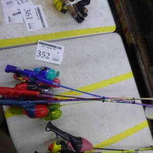 lot 352 image: Lot of (6) Childrens Fishing Rods with Reel