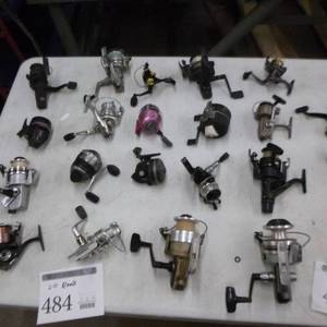 lot 484 image: Lot of (20) Fishing Reels