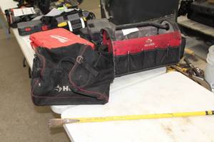 lot 81 image: Lot of (2) Husky Soft-Side Tool Bags