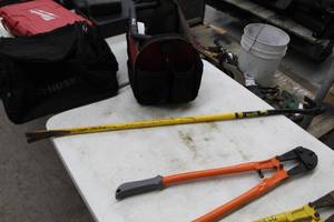 lot 82 image: Stanley Fat Max 42 Wrecking Bar