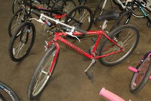 lot 254 image: Schwinn Frontier 23 Road Bike with 18 Red Frame