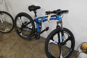 lot 275 image: Kinattu G6 22 Trail Bike with 17 Blue Frame
