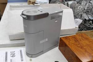 lot 113 image: Keurig Hot Brewer