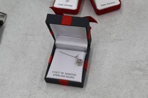 lot 142 image: Star Pendant Womens Necklace 110CT TW Diamond Sterling Silver  with Case