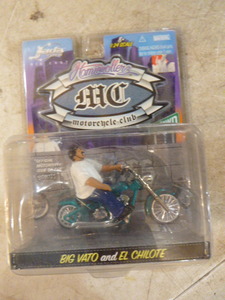 lot 79 image: Jada Toys Homie Rollerz Big Vato and El Chilote