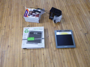 lot 51 image: 2 Taylor Solar Power Bathroom Scales