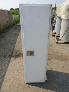 lot 138 image: Metal Storage Cabinet