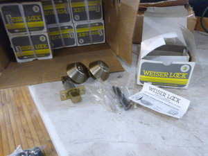 lot 149 image: 9 Weisel Locks