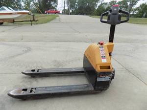 Big Joe Electric Pallet Jack