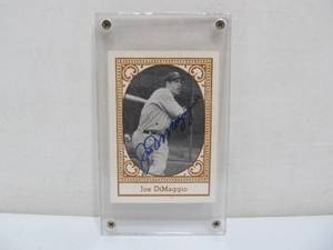 1980 New York Yankees All-Time Greats - Joe Dimaggio Autograph