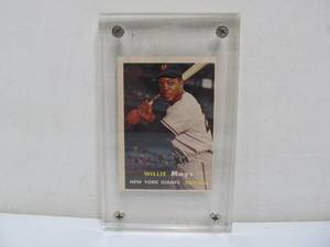 1957 Topps Willie Mays