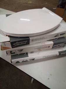 lot 123 image: american standard toilet seat