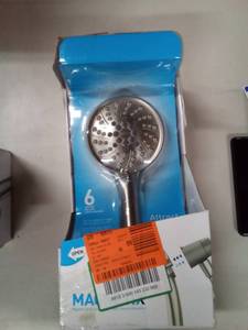 lot 139 image: moen 6 setting shower head