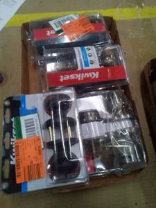 lot 216 image: kwikset front entry lockset