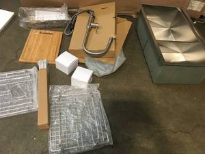 All-in-One Undermount Stainless Steel 33 in. 5050 Double Bowl Workstation Kitchen Sink with Faucet and Accessories by Glacier Bay (new)