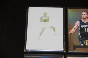 Minnesota Timberwolves Autograph Relic & Numbered Lot  12 Cards