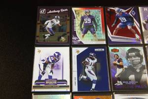 Minnesota Vikings Serial Numbered Football Card Lot  11 Cards