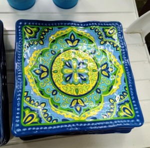 Cynthia Rowley Outdoor Plates