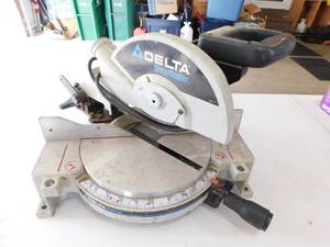 Electric Delta Shopmaster Miter Saw