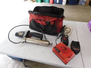 Snap On Grease Gun In Carrying Bag