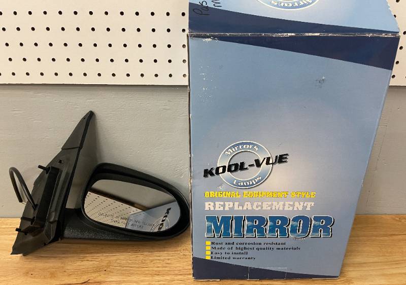 2007 Dodge Caliber Passenger Side Replacement Mirror