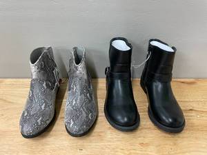 2 Pair of Girls Cat &amp Jack Fashion Boots Shoes Size 4 Youth