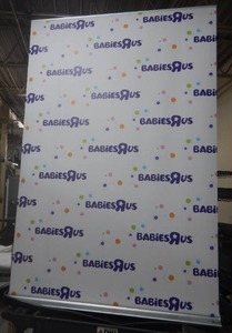Roll-UpRetracting Backdrop