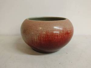 Round PotteryPlanter