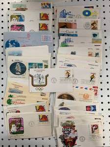 lot 9 image: Large Lot of 1970s First Day Cover Stamps
