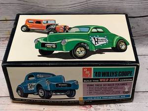 lot 19 image: Very Rare Amt 40s Willis Model Coupe