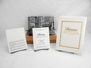 lot 14 image: Vintage 1997 Limited Edition Diana Princess of Wales - A Tribute in Photographs Leather Bound Book