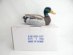 lot 66 image: Vintage Limited Edition Danbury Mint David Maass Magnificent Mallard Duck Decoy