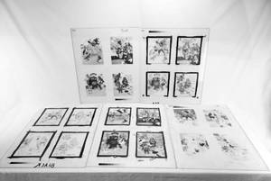 lot 125 image: Set of Vintage 1955 Lawson Wood Monkeys Glass Color Separation Plates