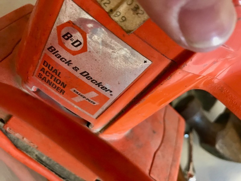 lot 34 image: Hand Tools  Sander