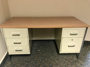 lot 25 image: Vintage - Desk w Wood Top