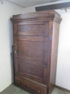Antique wood cabinet, 73 x 43.5 x 2...