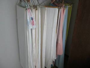 Lot of tablecloths, some colored, c...