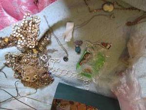 Lot of costume jewlery...