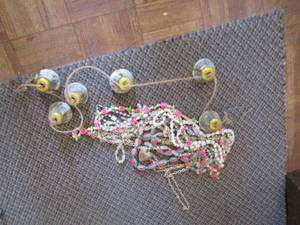 Costume jewlery and decorative hang...