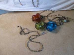 Hanging lamp with 3 colored globes...