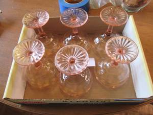 Lot of pink glassware...