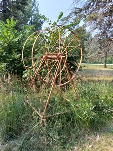 Rustic Outdoor Yard Ornament. Displ...