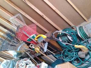 Yard tools with Heavy duty Tool hol...