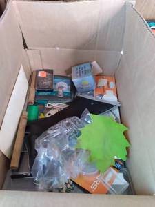 Large lot of sewingcraft materials...