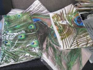 2 - 4 pks Peacock Feather Pillow Co...