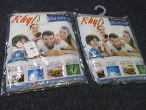 2- 2pks Satin Pillow Protectors 1 K...