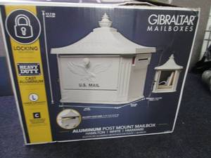 Hamilton Premium, Large, Locking, A...