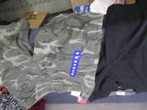 2 Pair Size 36 Mens Shorts...