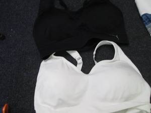 2 Medium Puma Sports Bras...